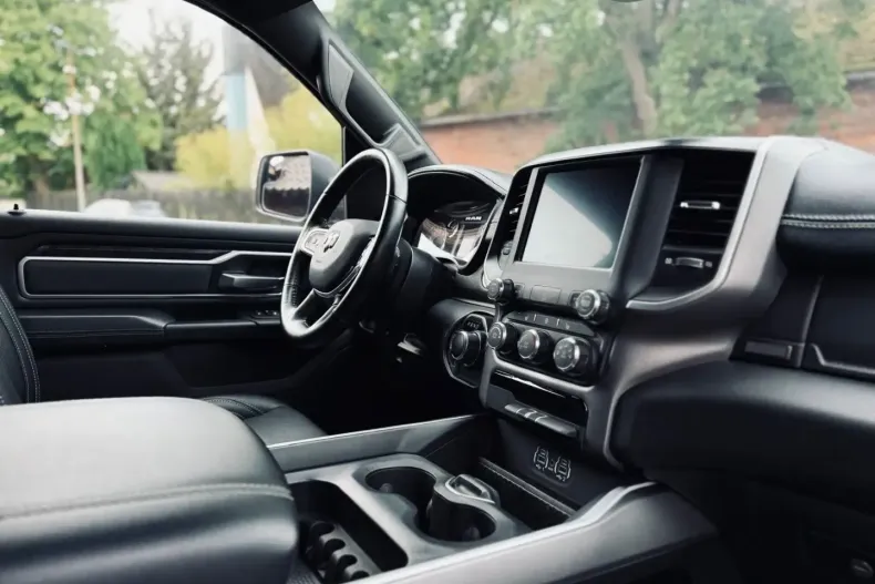 Dodge RAM din 2023 cu 42.900 km - oferta DOD177213 - foto 50