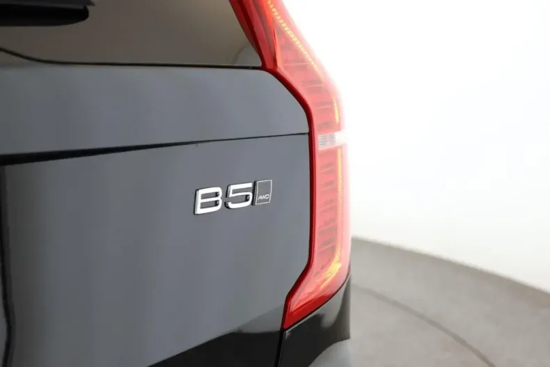 Volvo XC90 din 2023 cu 58.300 km - oferta VOL177217 - foto 10