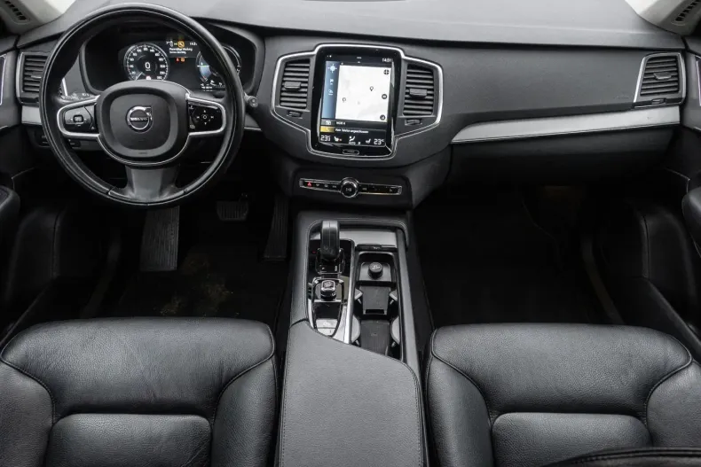 Volvo XC90 din 2021 cu 63.105 km - oferta VOL177228 - foto 6