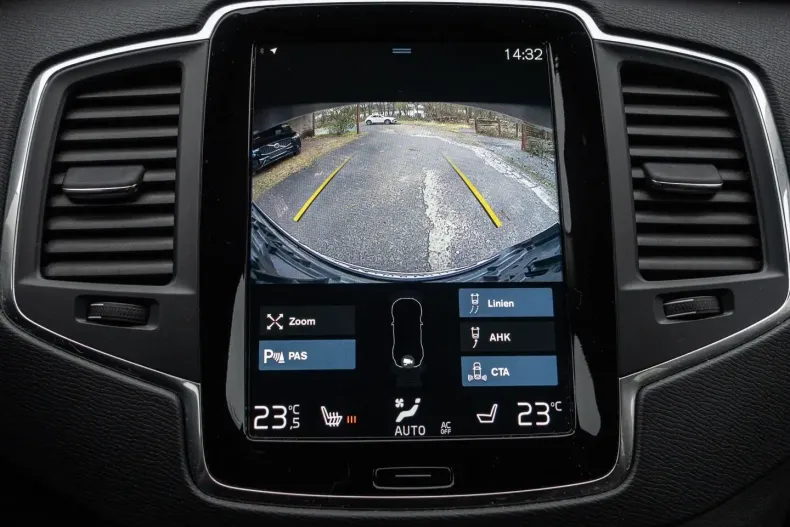 Volvo XC90 din 2021 cu 63.105 km - oferta VOL177228 - foto 9