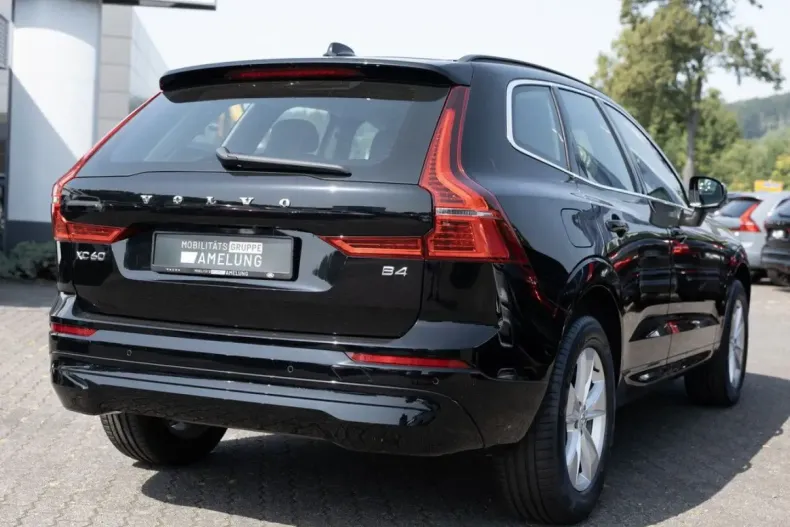 Volvo XC60 din 2023 cu 52.386 km - oferta VOL177240 - foto 2