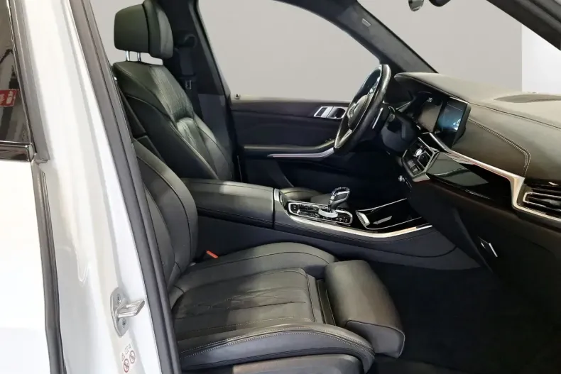 BMW X5 din 2022 cu 71.671 km - oferta BMW177247 - foto 4