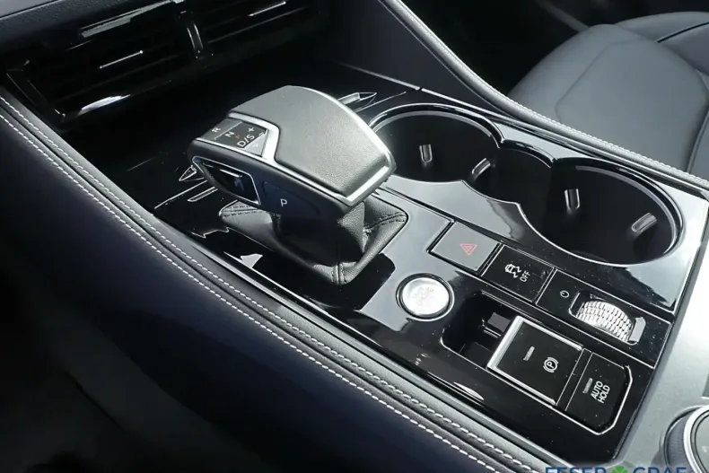 Volkswagen Touareg din 2024 cu 12.520 km - oferta VOL177298 - foto 11