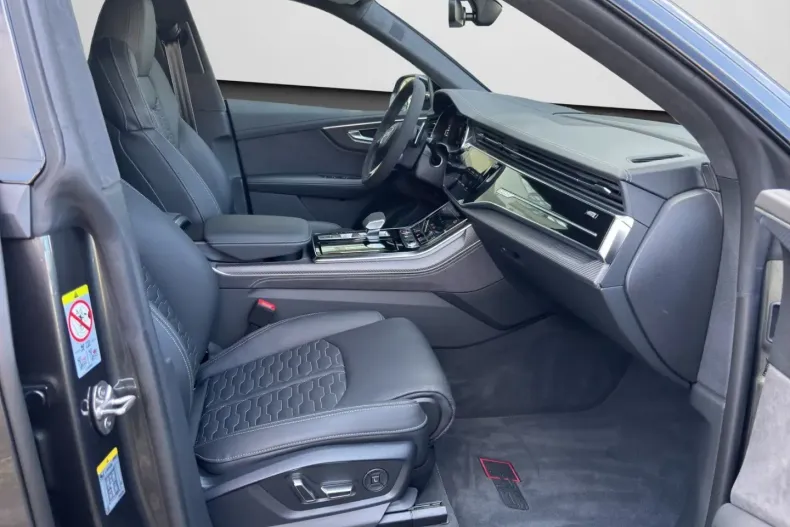 Audi RSQ8 din 2024 cu 2.032 km - oferta AUD177300 - foto 6