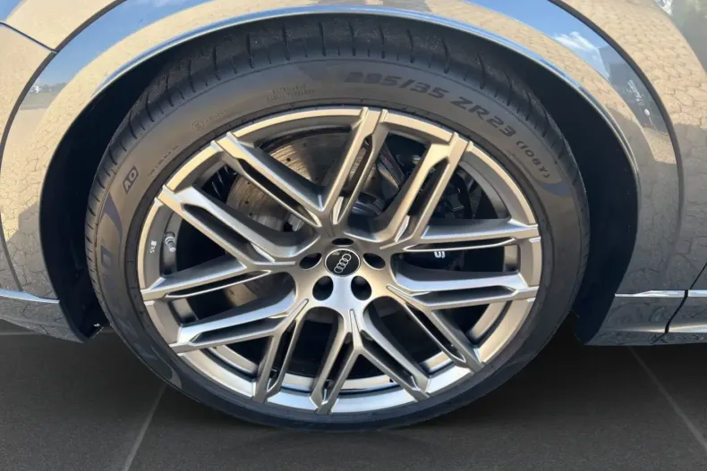 Audi RSQ8 din 2024 cu 2.032 km - oferta AUD177300 - foto 7