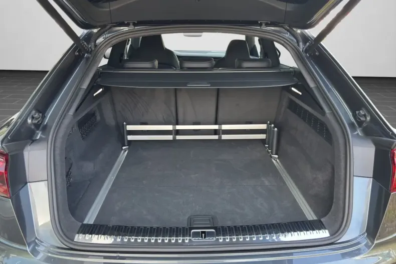 Audi RSQ8 din 2024 cu 2.032 km - oferta AUD177300 - foto 14