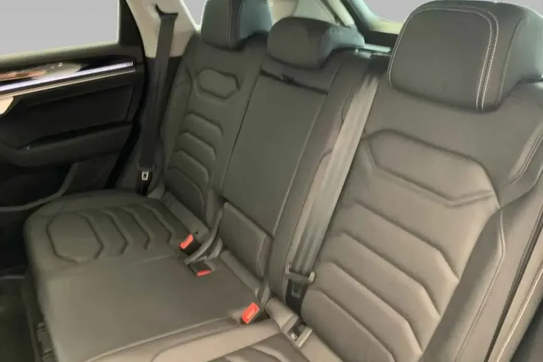 Volkswagen Touareg din 2024 cu 18.700 km - oferta VOL177302 - foto 10