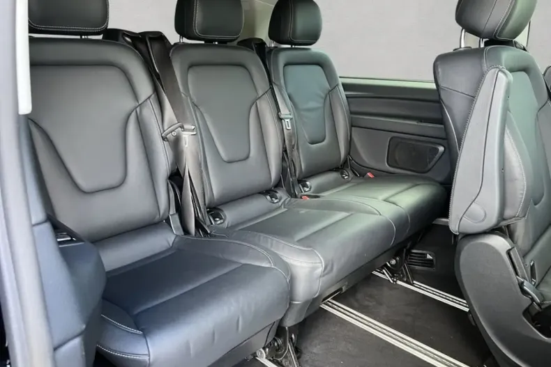 Mercedes-Benz V 220 din 2023 cu 37.715 km - oferta MER177310 - foto 12