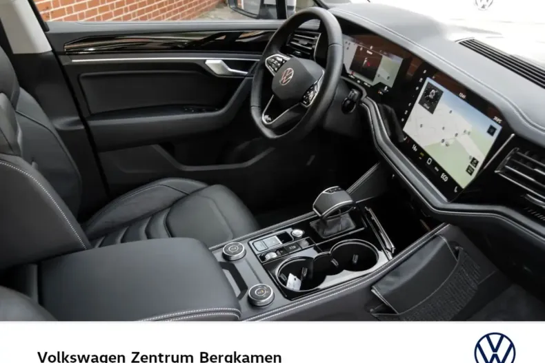 Volkswagen Touareg din 2024 cu 17.395 km - oferta VOL177312 - foto 3