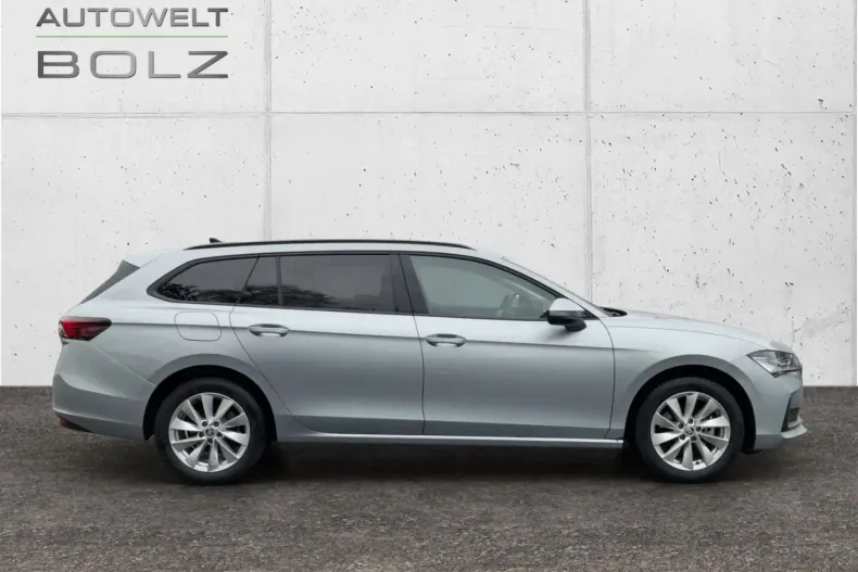 Skoda Superb din 2024 cu 25.092 km - oferta SKO177316 - foto 8