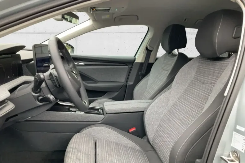 Skoda Superb din 2024 cu 25.092 km - oferta SKO177316 - foto 9