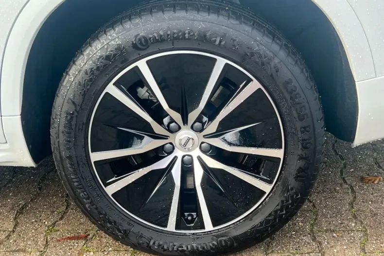 Volvo XC90 din 2021 cu 98.384 km - oferta VOL177324 - foto 8