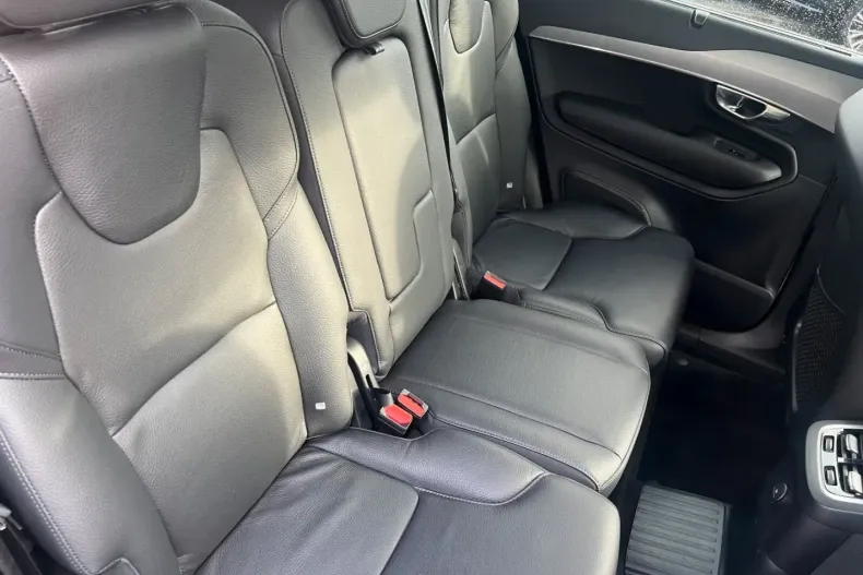 Volvo XC90 din 2021 cu 98.384 km - oferta VOL177324 - foto 13