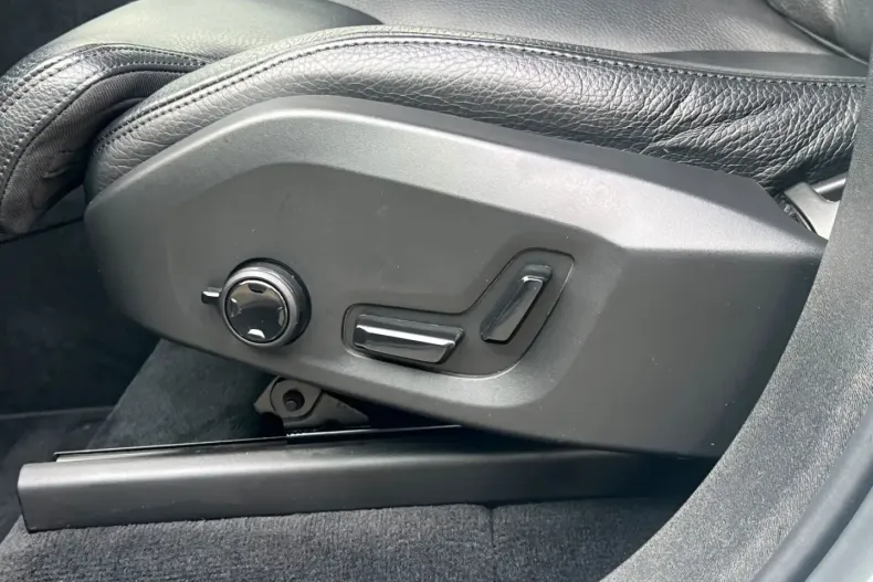 Volvo XC90 din 2021 cu 98.384 km - oferta VOL177324 - foto 16