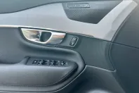 Volvo XC90 din 2021 cu 98.384 km - oferta VOL177324 - foto 17