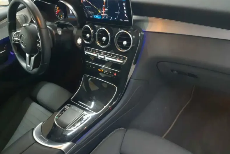 Mercedes-Benz GLC 220 din 2021 cu 90.313 km - oferta MER177325 - foto 6