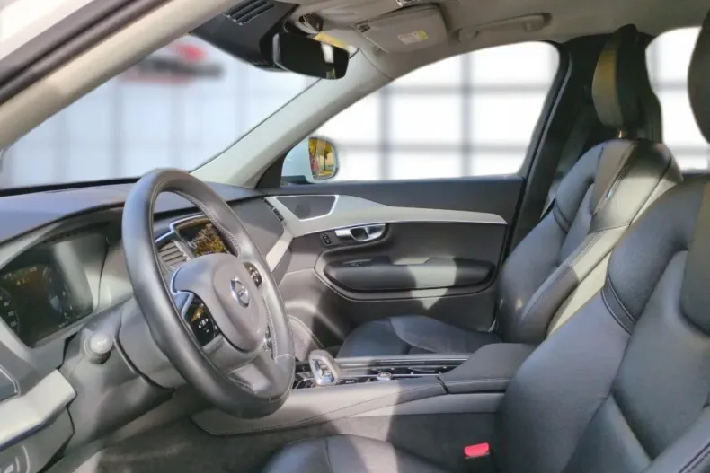 Volvo XC90 din 2021 cu 50.750 km - oferta VOL177334 - foto 11