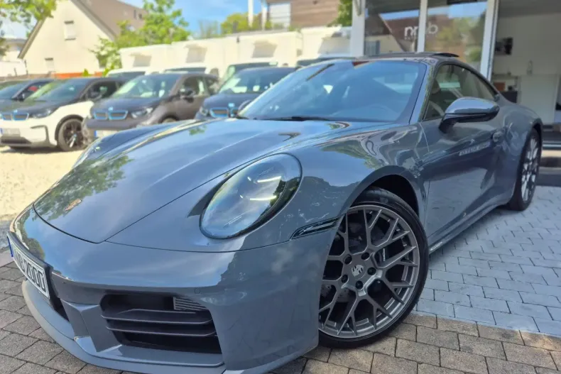 Porsche 911 din 2024 cu 5.400 km - oferta POR177348 - foto 1