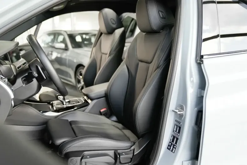 BMW X4 din 2024 cu 10.863 km - oferta BMW177351 - foto 11