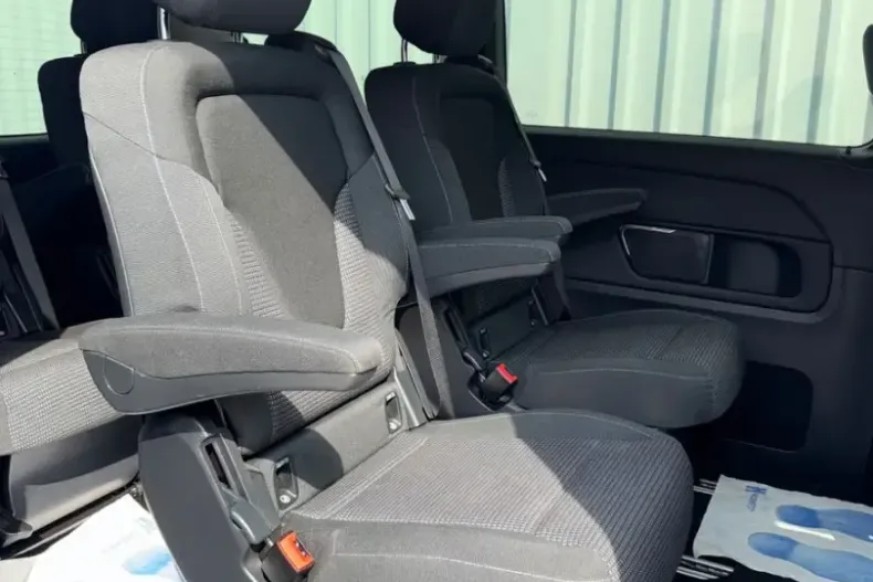 Mercedes-Benz V 220 din 2024 cu 10.814 km - oferta MER177353 - foto 25