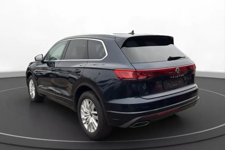 Volkswagen Touareg din 2024 cu 34.283 km - oferta VOL177359 - foto 6