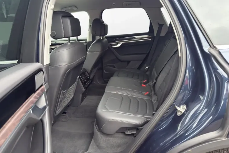 Volkswagen Touareg din 2024 cu 34.283 km - oferta VOL177359 - foto 10