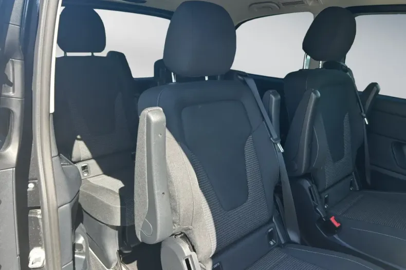 Mercedes-Benz V 220 din 2023 cu 27.700 km - oferta MER177364 - foto 10