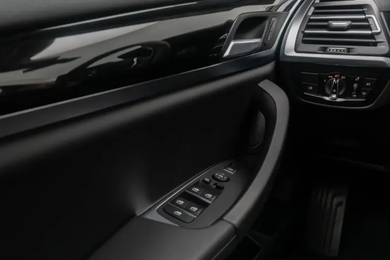 BMW X4 din 2022 cu 25.593 km - oferta BMW177365 - foto 32