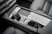 Volvo XC90 din 2024 cu 24.000 km - oferta VOL177368 - foto 18