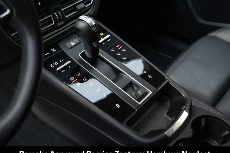 Porsche Macan din 2024 cu 20.281 km - oferta POR177375 - foto 21