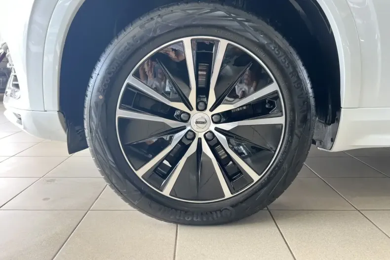 Volvo XC90 din 2024 cu 25.834 km - oferta VOL177385 - foto 32