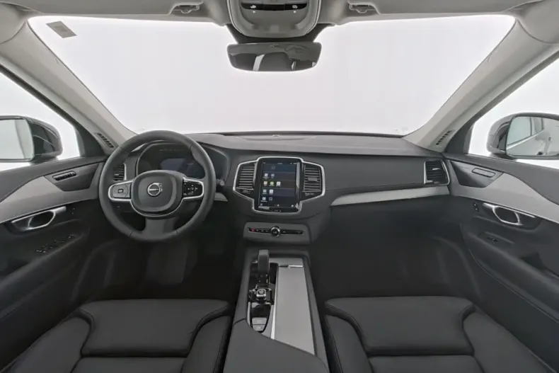 Volvo XC90 din 2024 cu 13.772 km - oferta VOL177386 - foto 8