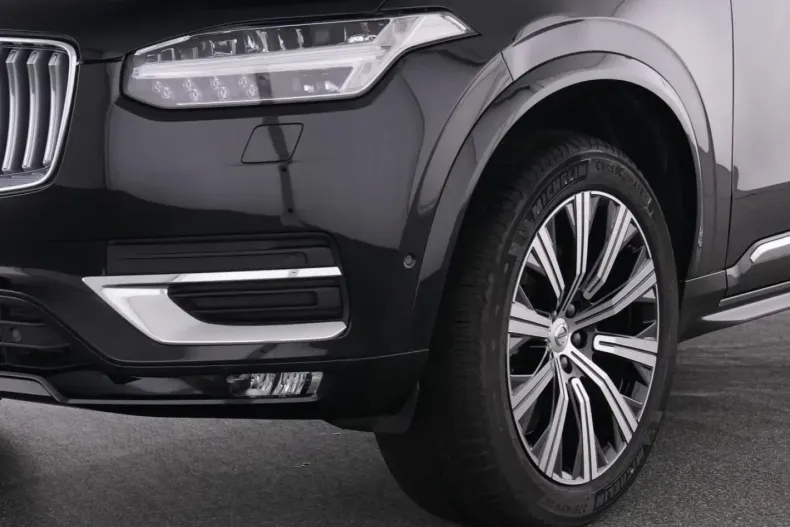 Volvo XC90 din 2024 cu 13.772 km - oferta VOL177386 - foto 11