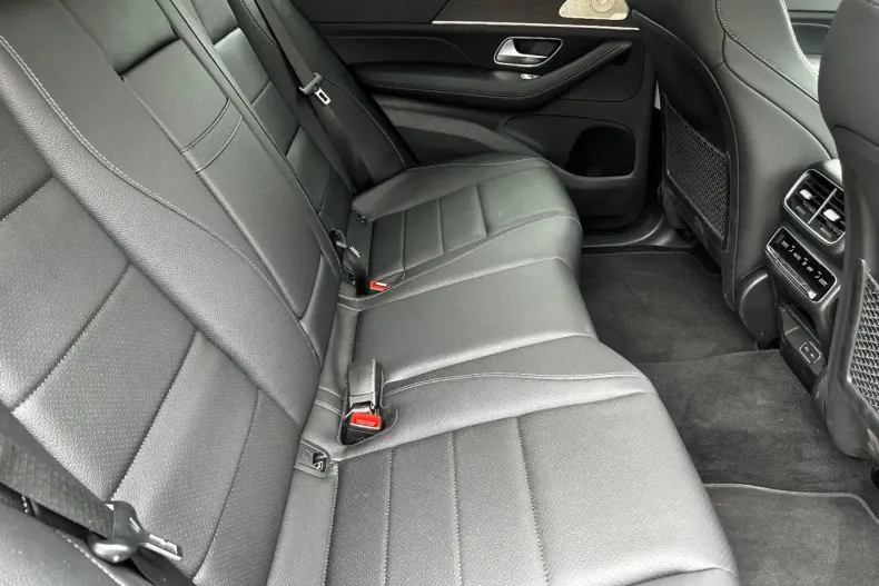 Mercedes-Benz GLE 300 din 2024 cu 6.500 km - oferta MER177387 - foto 17