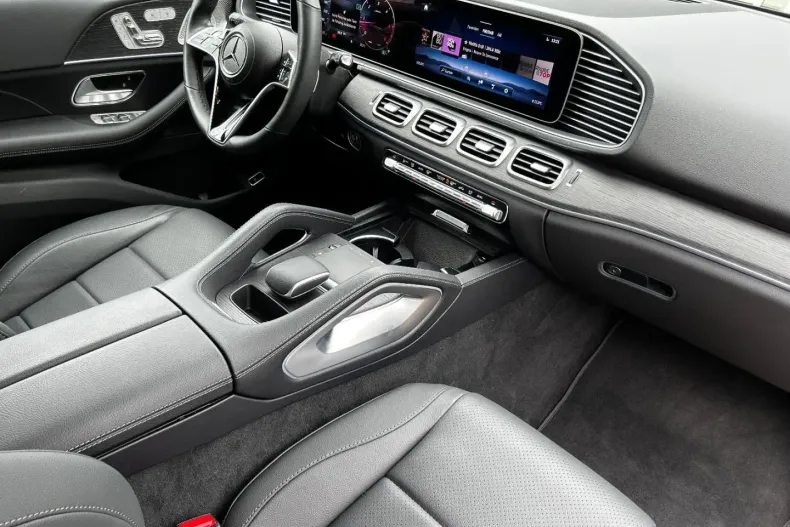 Mercedes-Benz GLE 300 din 2024 cu 6.500 km - oferta MER177387 - foto 19