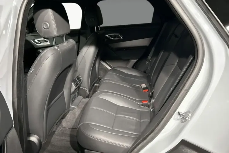 Land Rover Range Rover Velar din 2024 cu 25.311 km - oferta LAN177391 - foto 5