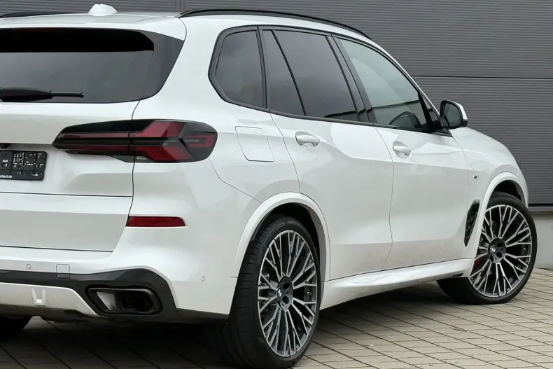 BMW X5 din 2024 cu 15.927 km - oferta BMW177394 - foto 12