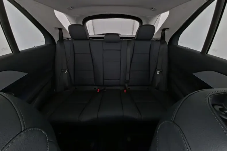 Mercedes-Benz GLE 350 din 2024 cu 18.800 km - oferta MER177398 - foto 6