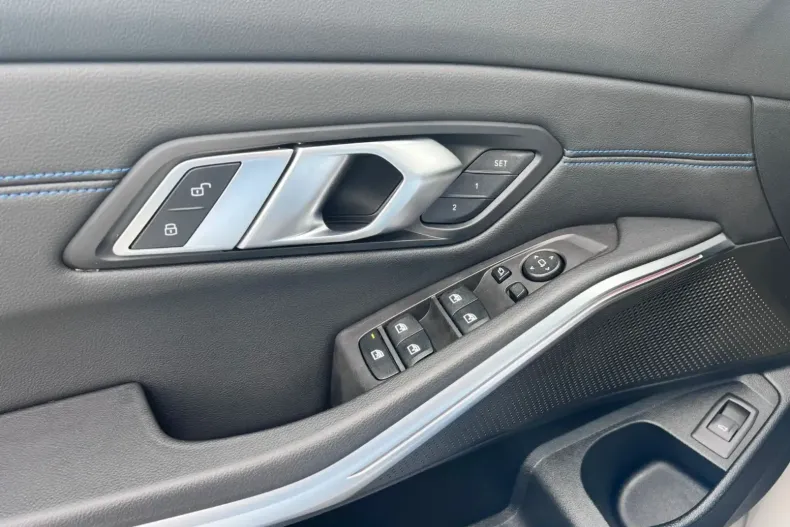 BMW 330 din 2023 cu 92.519 km - oferta BMW177428 - foto 10