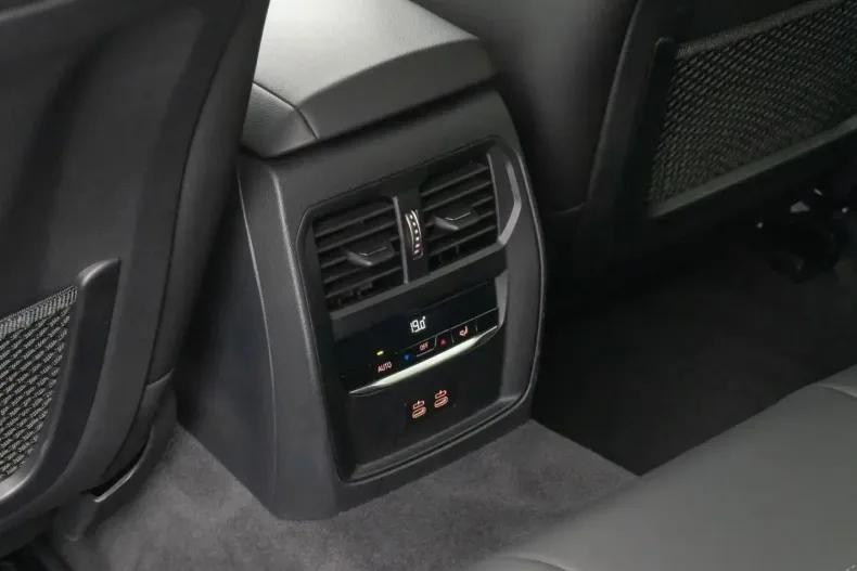 BMW 320 din 2022 cu 44.834 km - oferta BMW177429 - foto 41