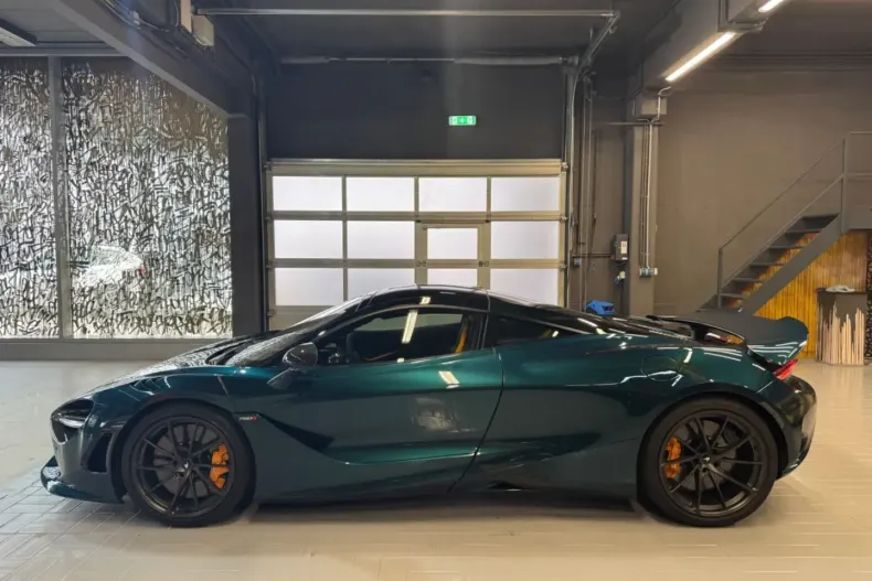 McLaren 750S din 2024 cu 2.700 km - oferta MCL177433 - foto 5