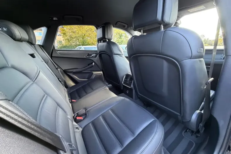 Porsche Macan din 2023 cu 98.350 km - oferta POR177442 - foto 25