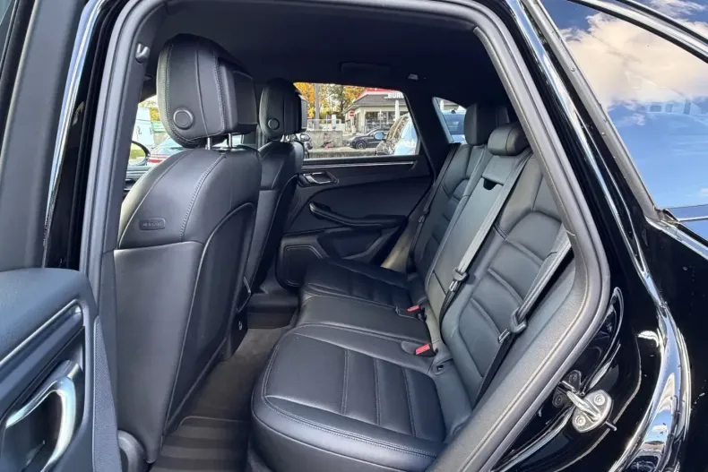 Porsche Macan din 2023 cu 98.350 km - oferta POR177442 - foto 26