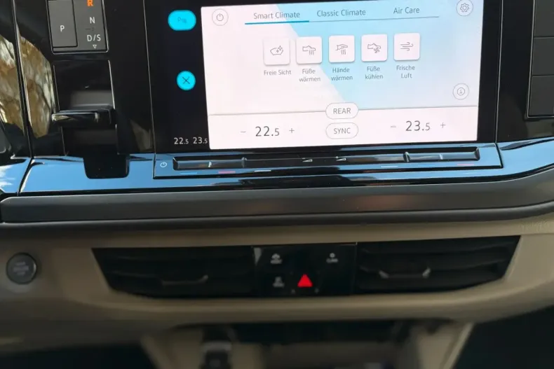 Volkswagen T7 Multivan din 2023 cu 74.300 km - oferta VOL177450 - foto 15