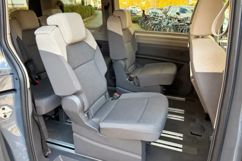 Volkswagen T7 Multivan din 2023 cu 74.300 km - oferta VOL177450 - foto 17