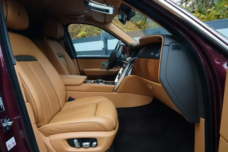 Rolls-Royce Cullinan din 2023 cu 34.500 km - oferta ROL177452 - foto 12