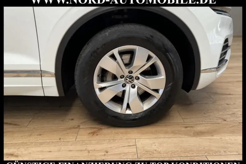 Volkswagen Touareg din 2021 cu 61.446 km - oferta VOL177454 - foto 10