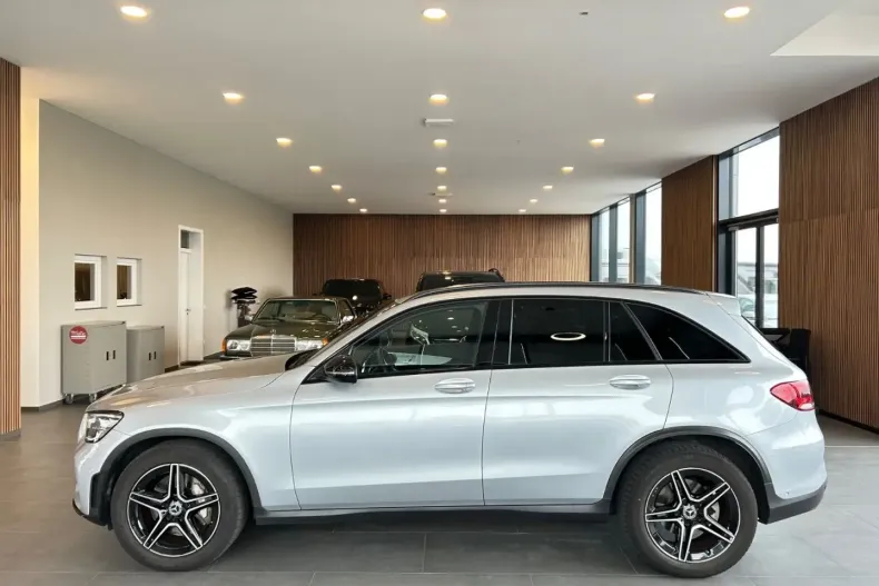 Mercedes-Benz GLC 220 din 2021 cu 100.000 km - oferta MER177463 - foto 8