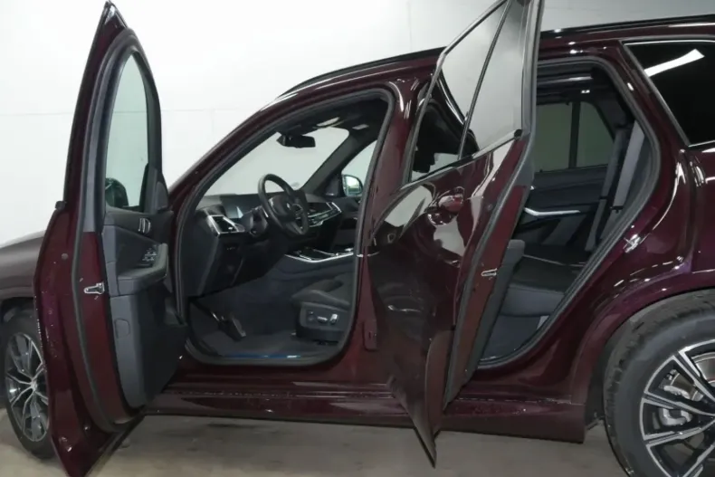 BMW X5 din 2024 cu 6.355 km - oferta BMW177467 - foto 7