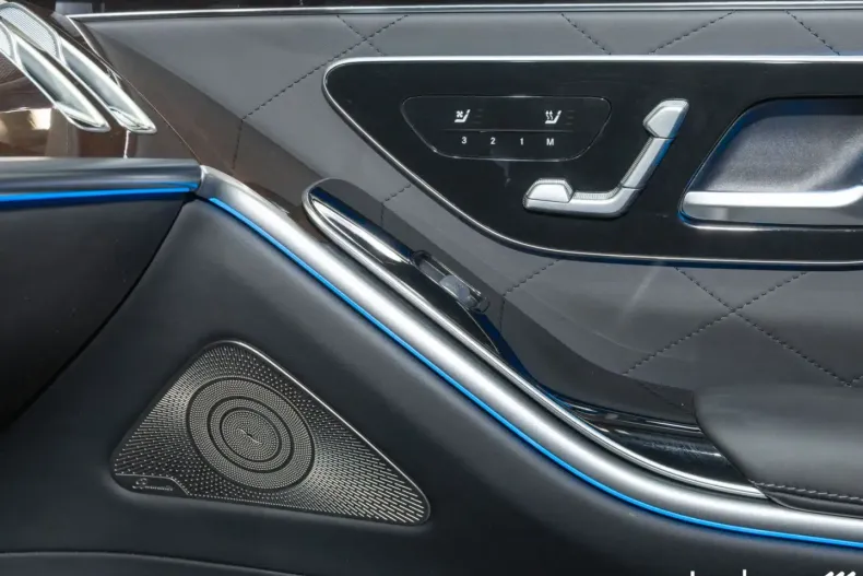 Mercedes-Benz S 500 din 2023 cu 19.056 km - oferta MER177471 - foto 11